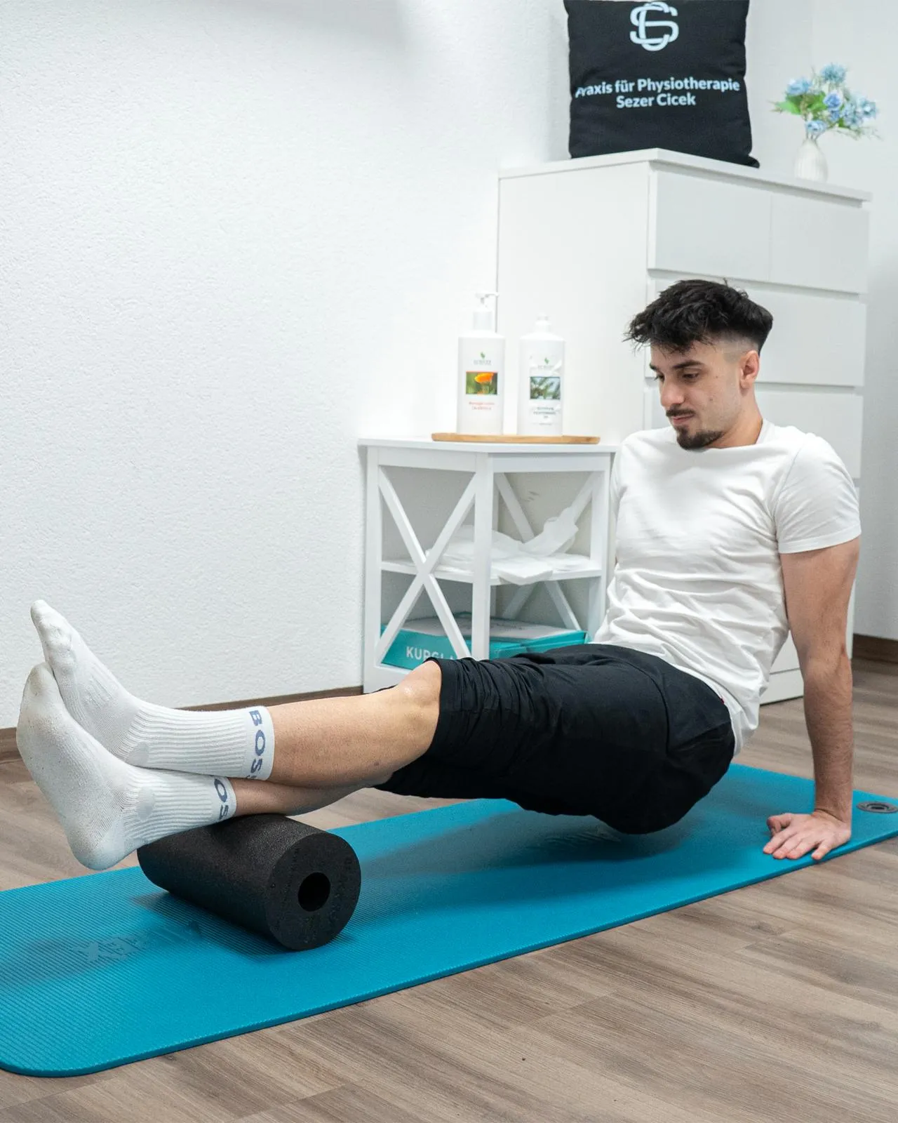 Manuelle Behandlung in der Physiotherapie Praxis